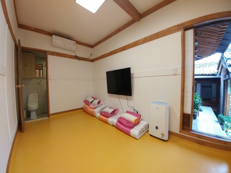 Bukchon Hyosunjae Guesthouse Seoul Ngoại thất bức ảnh
