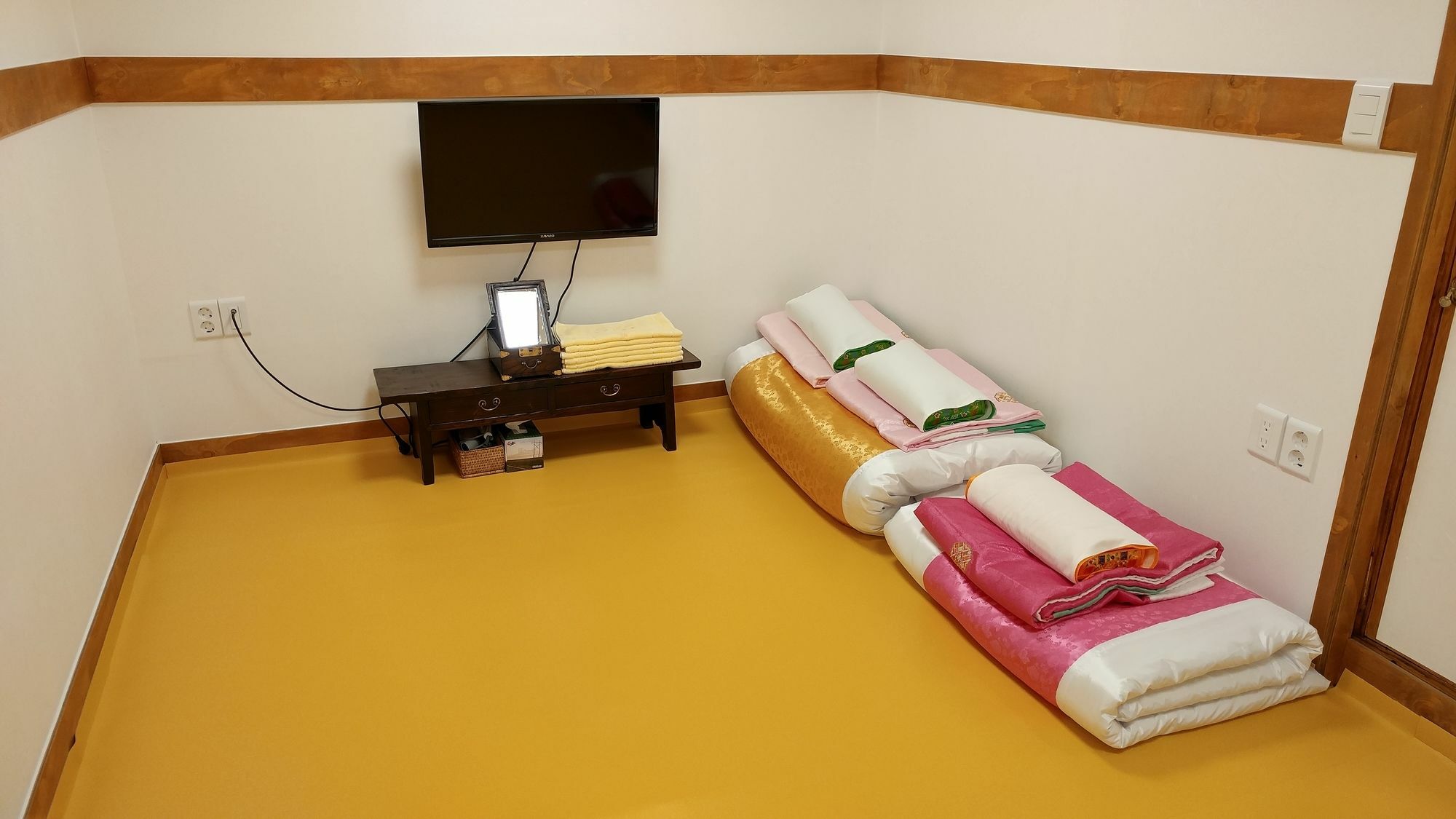 Bukchon Hyosunjae Guesthouse Seoul Ngoại thất bức ảnh