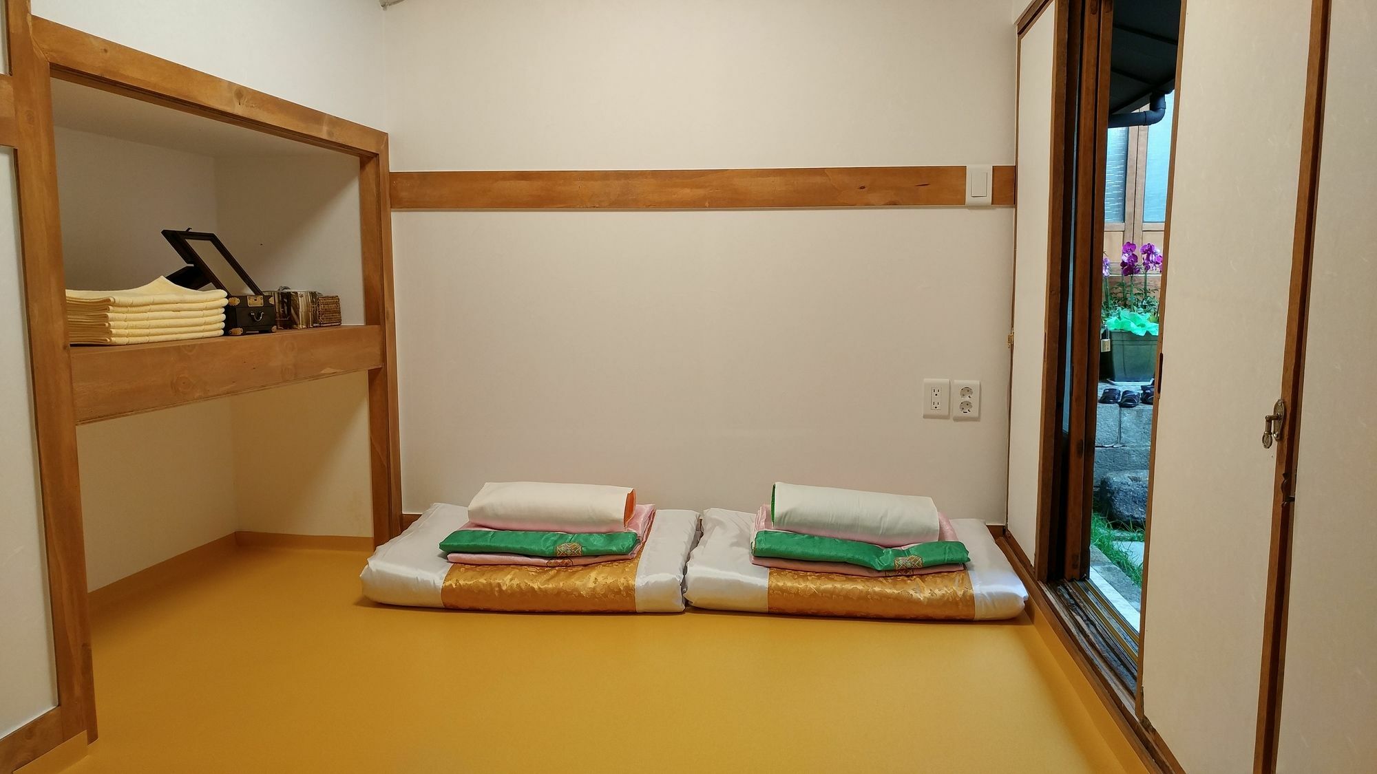 Bukchon Hyosunjae Guesthouse Seoul Ngoại thất bức ảnh
