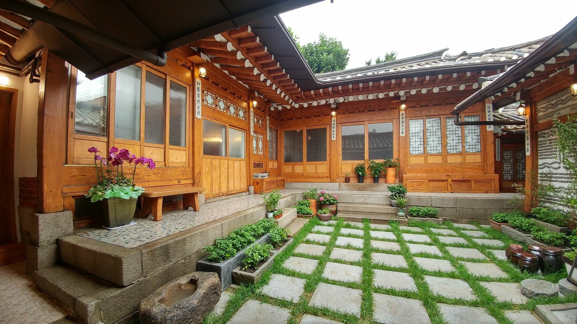 Bukchon Hyosunjae Guesthouse Seoul Ngoại thất bức ảnh