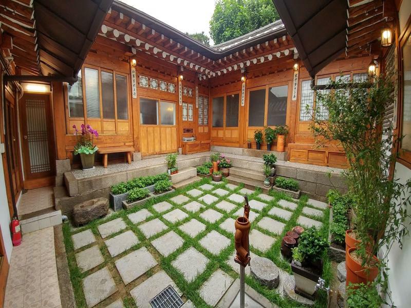 Bukchon Hyosunjae Guesthouse Seoul Ngoại thất bức ảnh